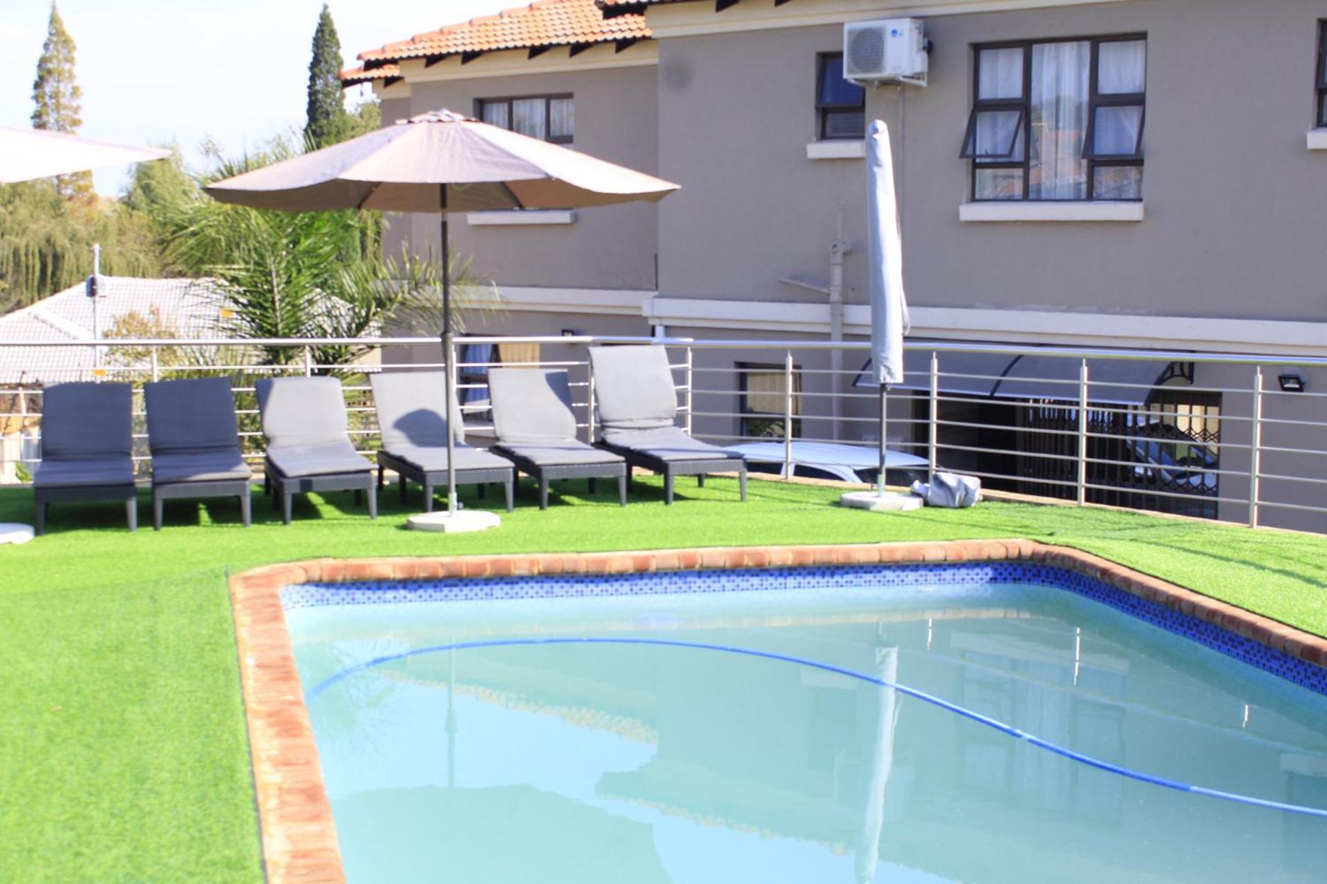 Angelocean Guest House Witbank Exteriör bild